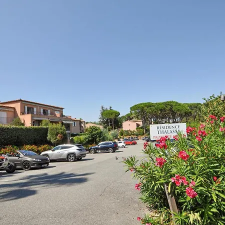2 Bedroom Front In *
